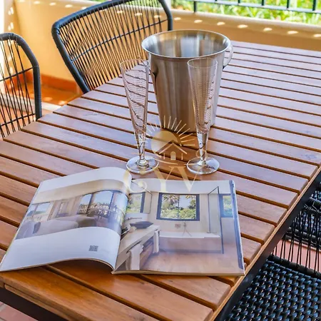 Cyv - Modern Comfort In Mijas Daire